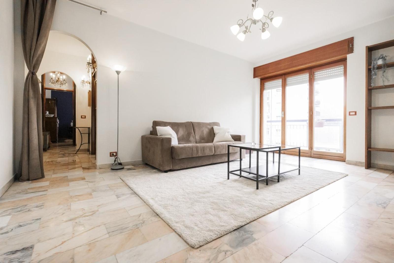 Big Deluxe Apts Italian Style Lake&Terrace Appartement Lecco Buitenkant foto